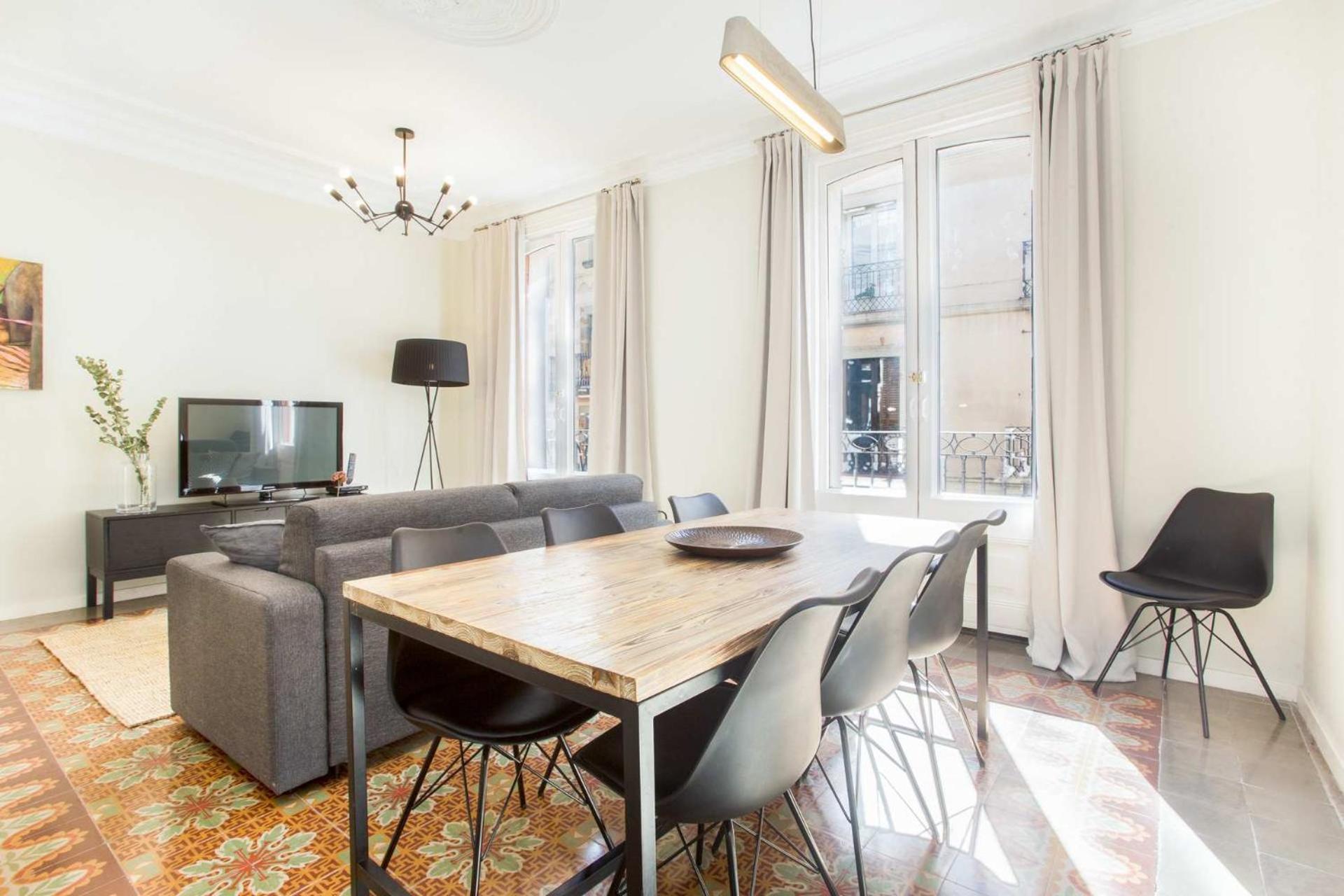 Apartamento 4bedroom With Balcony In Ramblas 1 1 Barcelona