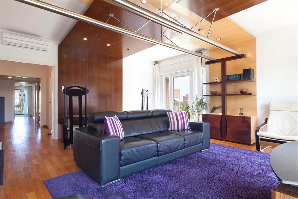 U-nique Salvador Espriu Apartment Barcelona