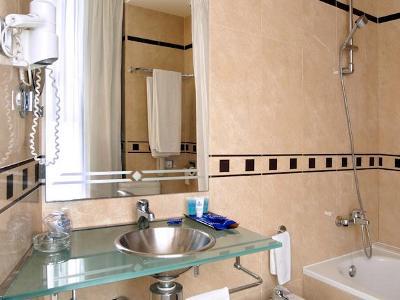 Hotel Evenia Rocafort 3*