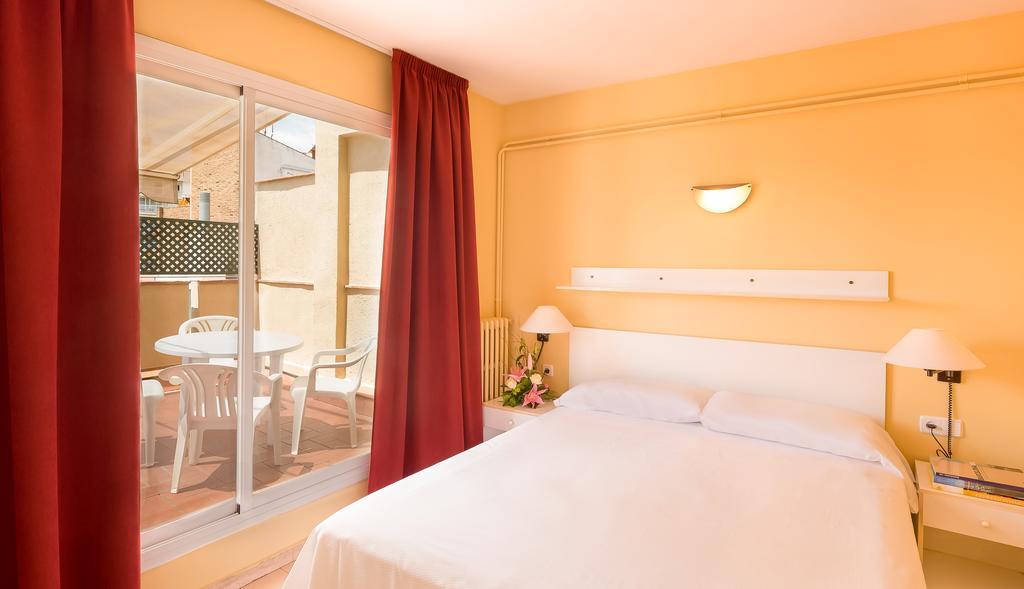 Bertran Aparthotel 3*