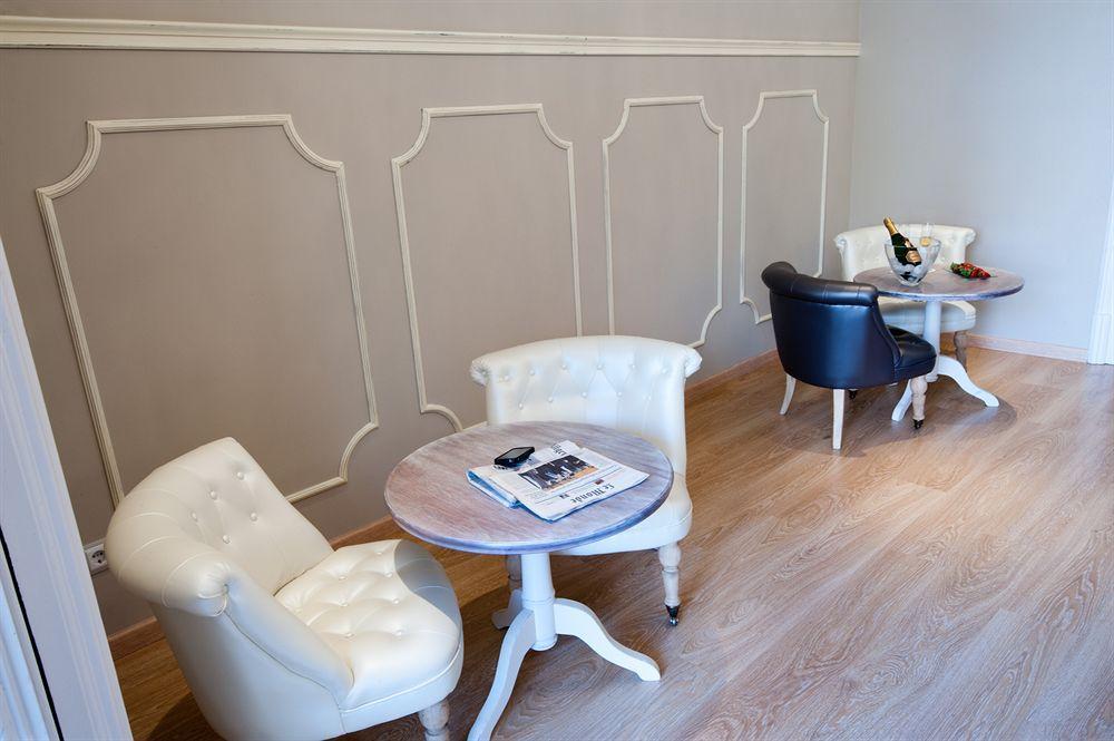 Bachome Terrace Couette-café