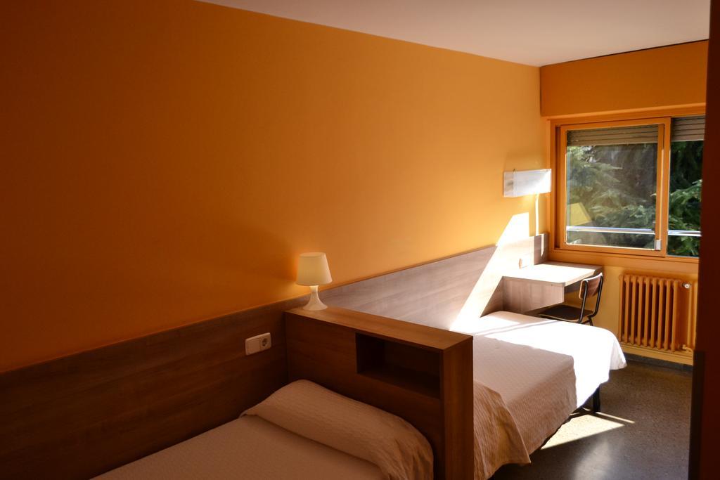 Residencia Salesiana Marti-codolar 2*