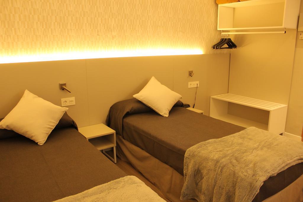 Residencia D'investigadors Auberge de jeunesse Barcelone