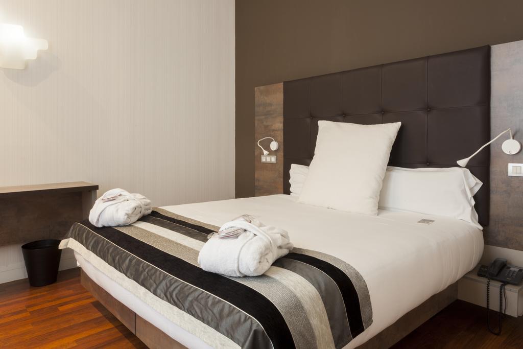 Hotel Petit Palace Boqueria 4*
