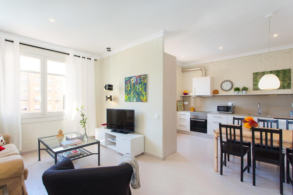 Always - Sagrada Familia Apartment Barcelona