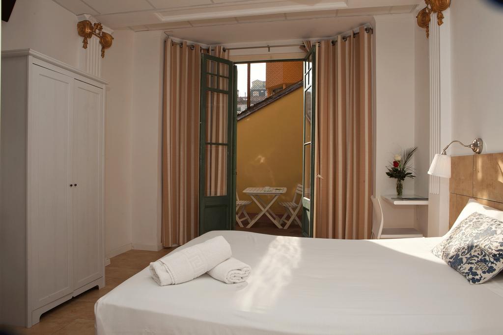 Martinval Guest house 2*