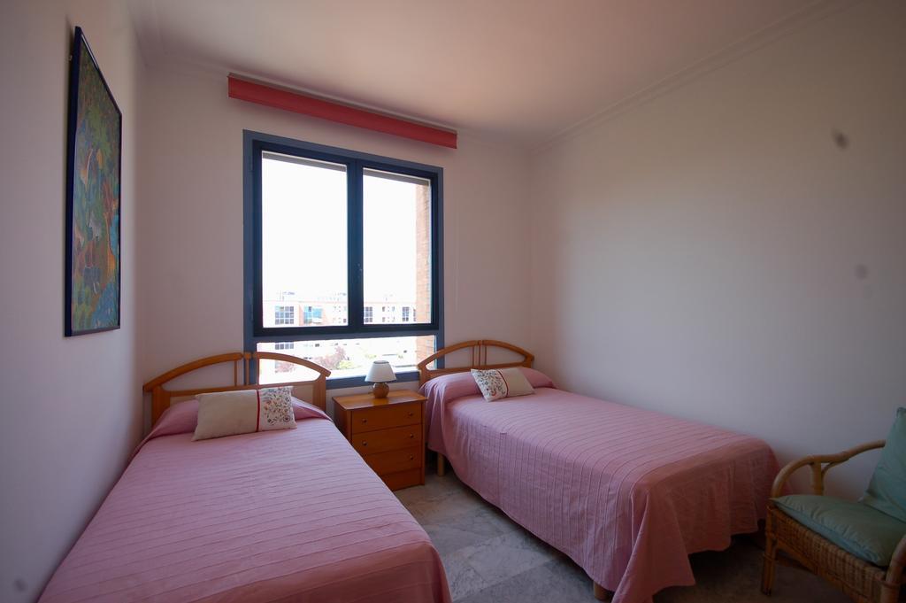 Appartement Lets Holidays Sea Views In *