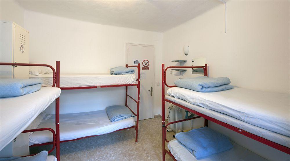Hostel Pillow One *
