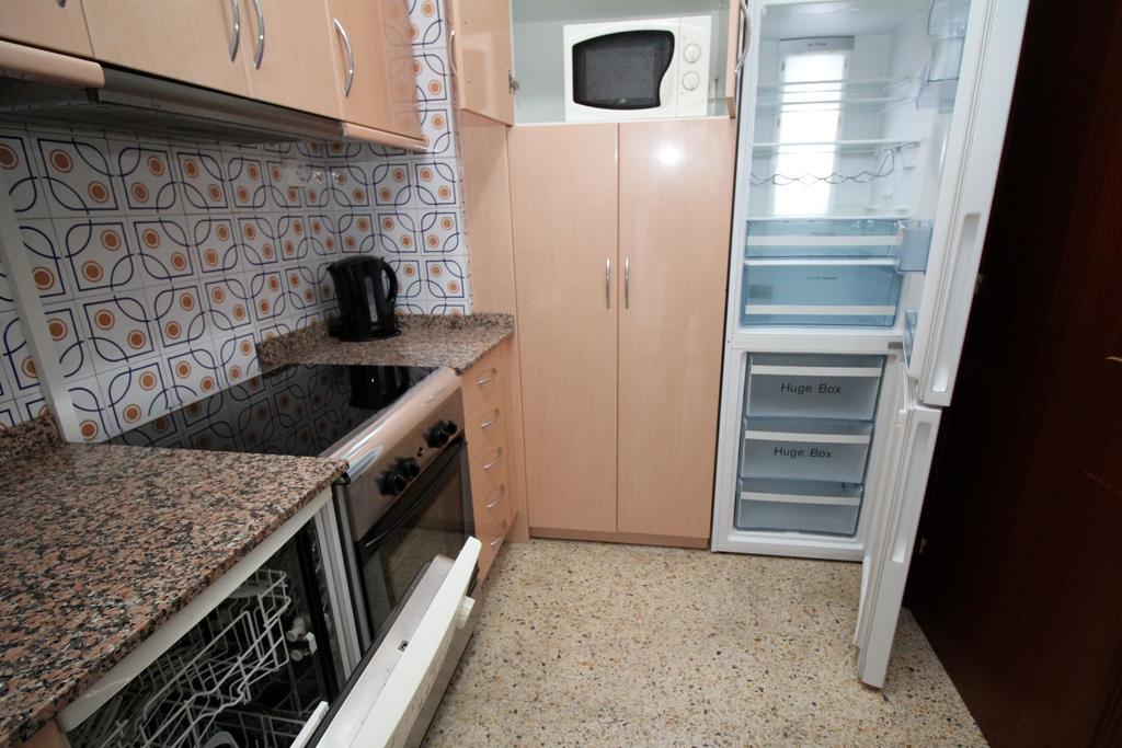 Near Diagonal Mar Apartment *