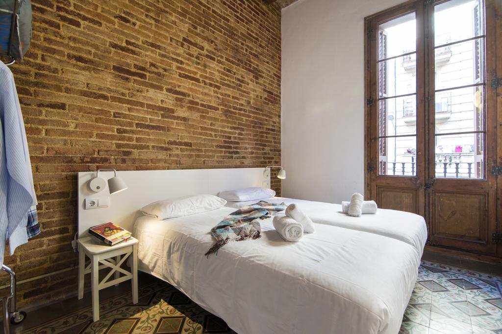 Happy People Plaza Espana Appartement *