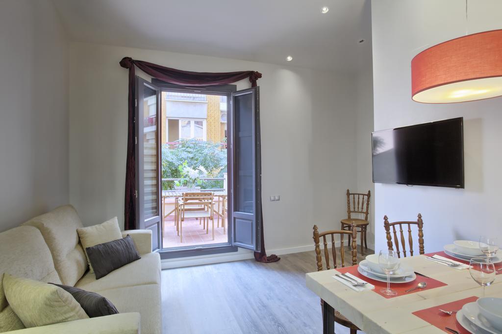 Short Group Sagrada Familia Serviced Apartment Barcelona