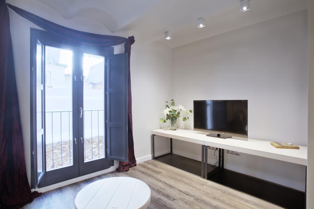 Short Group Sagrada Familia Serviced Apartment