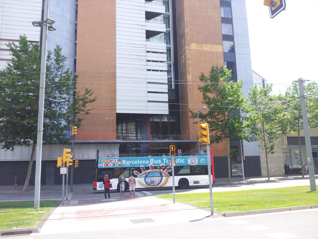 Near Diagonal Mar Apartment