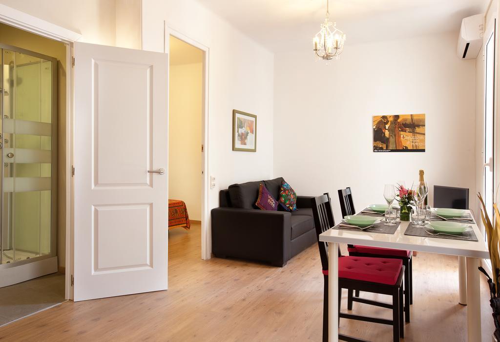 Centric El Molino Theater P1 Apartment
