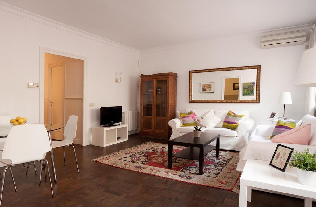 Apartment Letsgo Camp Nou Apartment Barcelona