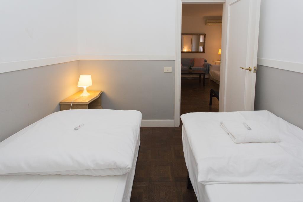 Letsgo Camp Nou Apartment Barcelona