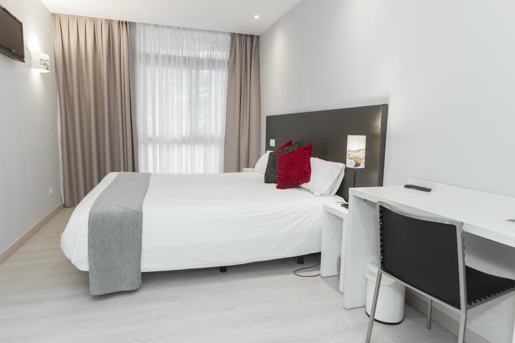 Aslyp 114 Barcelona