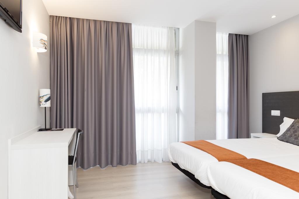 Aslyp 114 Barcelona