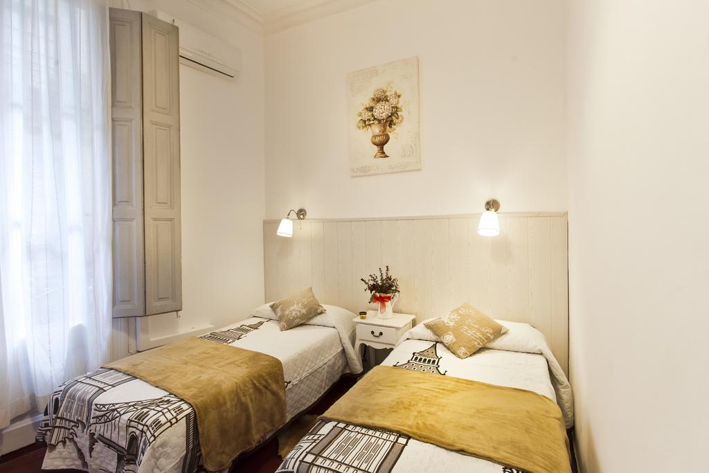 Gasthof Dragonflybcn Barcelona