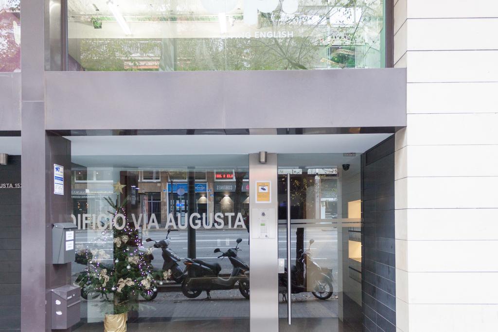 Apartment Via Augusta 153