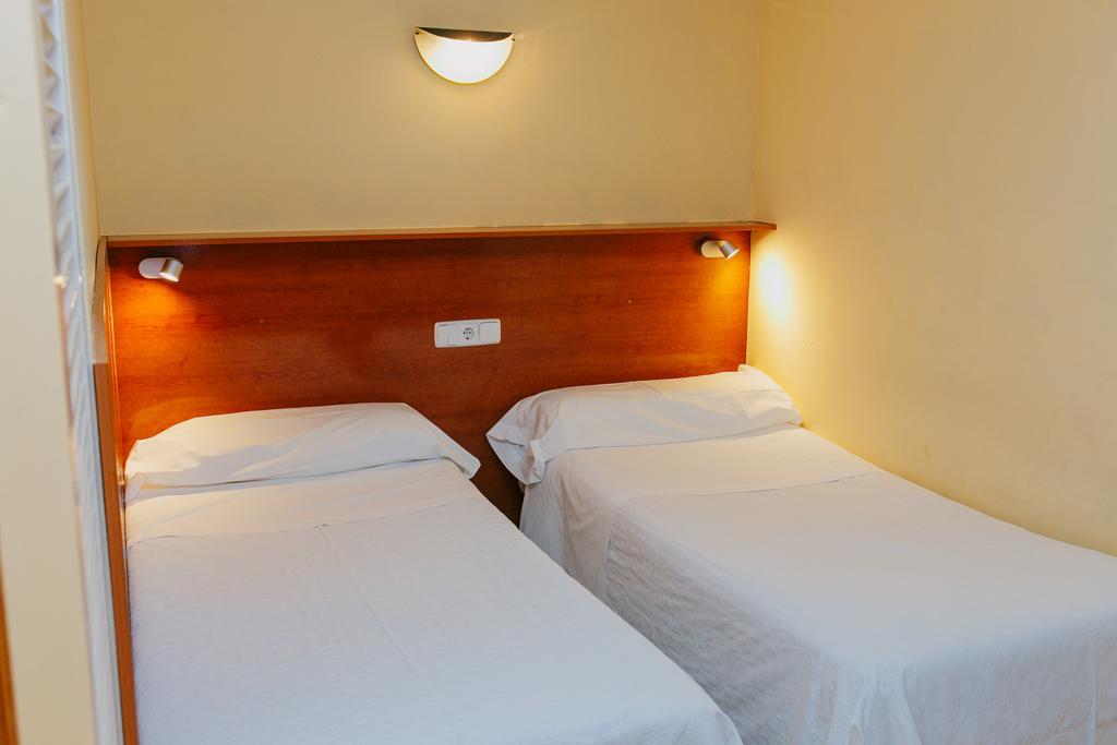 Aparthotel Bertran 3*