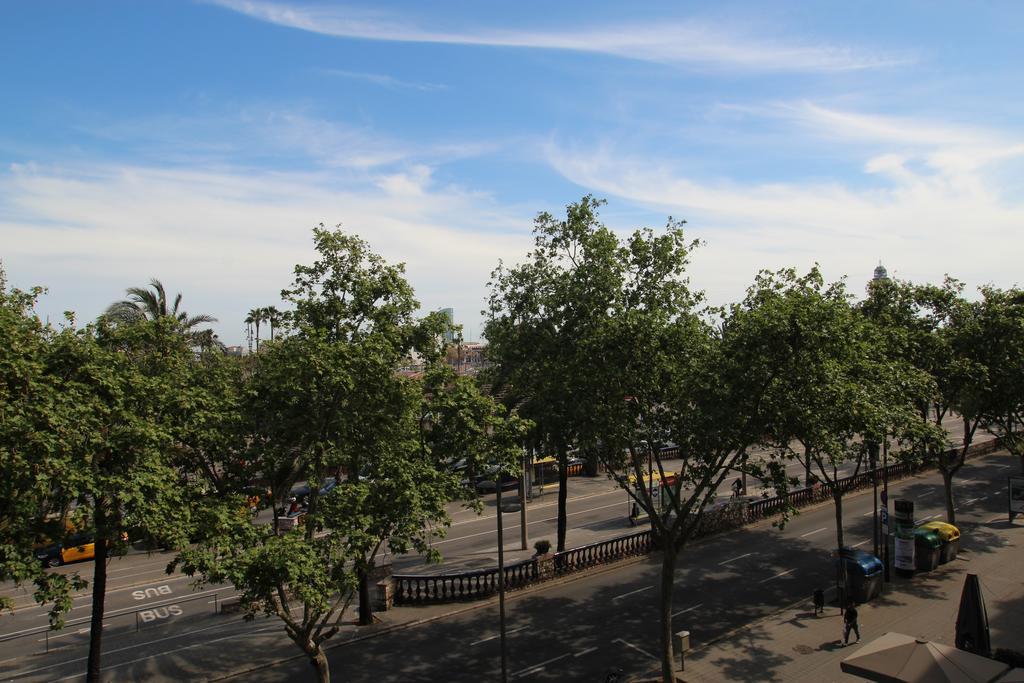 Colon Bcn 130 Mts 3 Port Vell