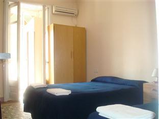 Balmes Centro Guest house
