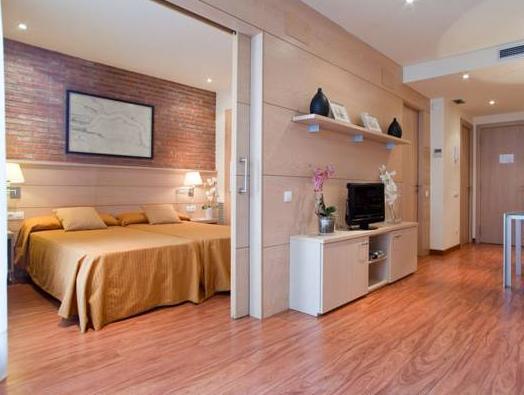 Serennia Cest Arc De Triomf Apartment *