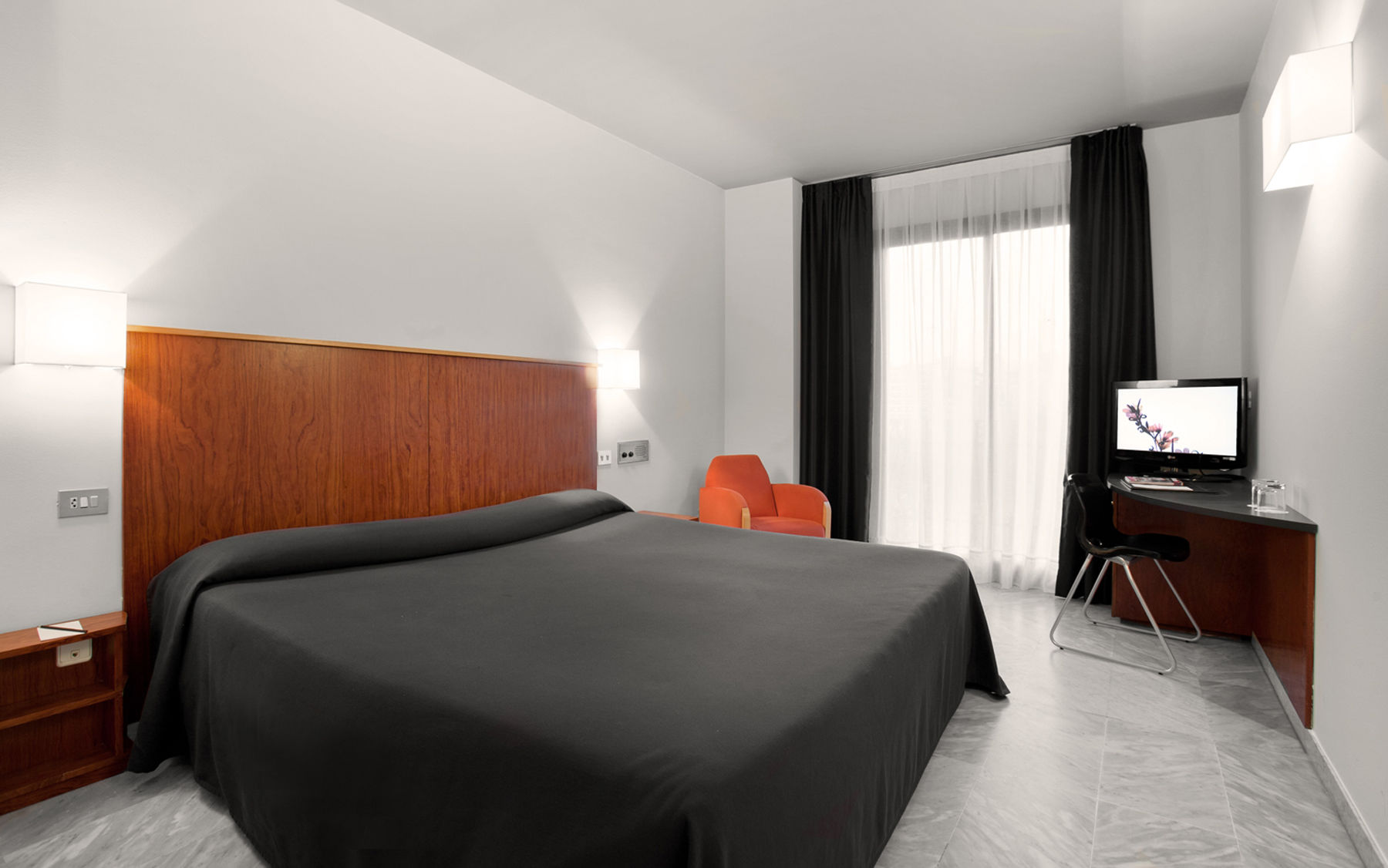 Onix Fira Hotel 3*