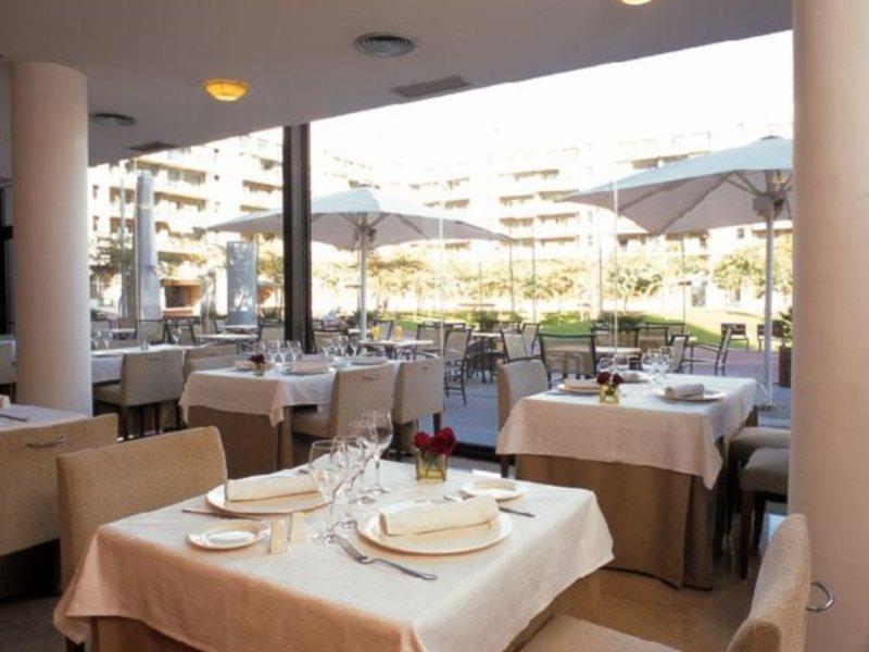 Catalonia Beach 4*
