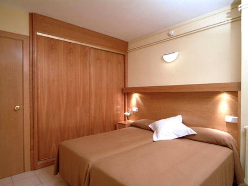 Bertran Aparthotel 3*