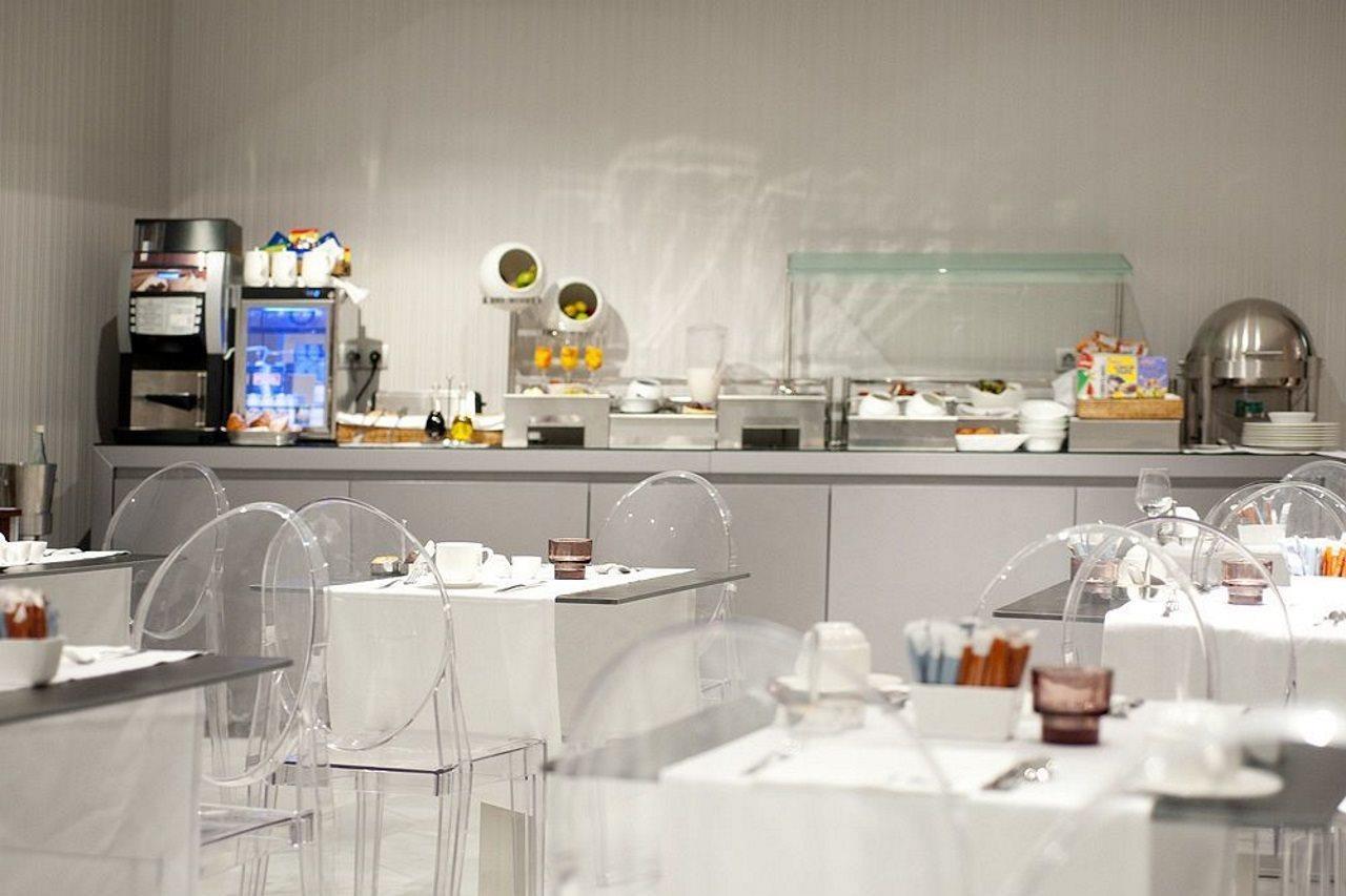 Ikonik Ramblas Hotel 4*
