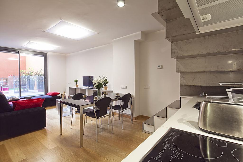 Apartment - Pool Terrace In Center