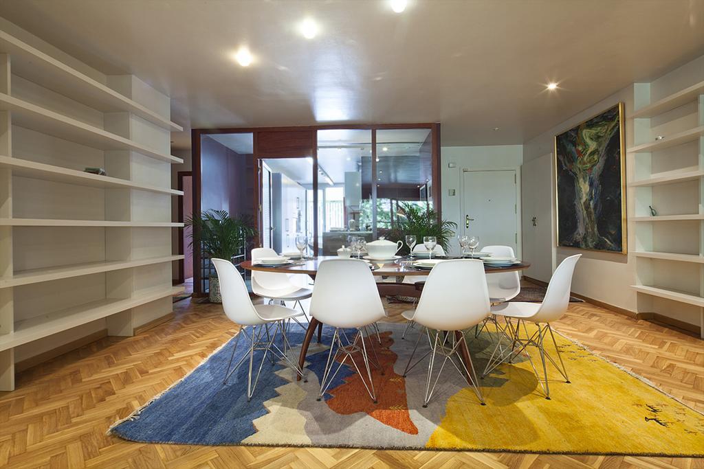 - Classic Bonanova Apartment