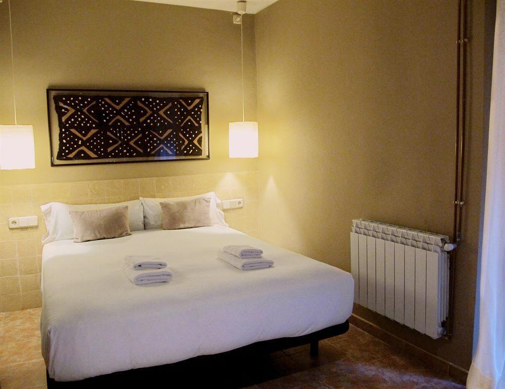 Borne Decimononico 4* Barcelone