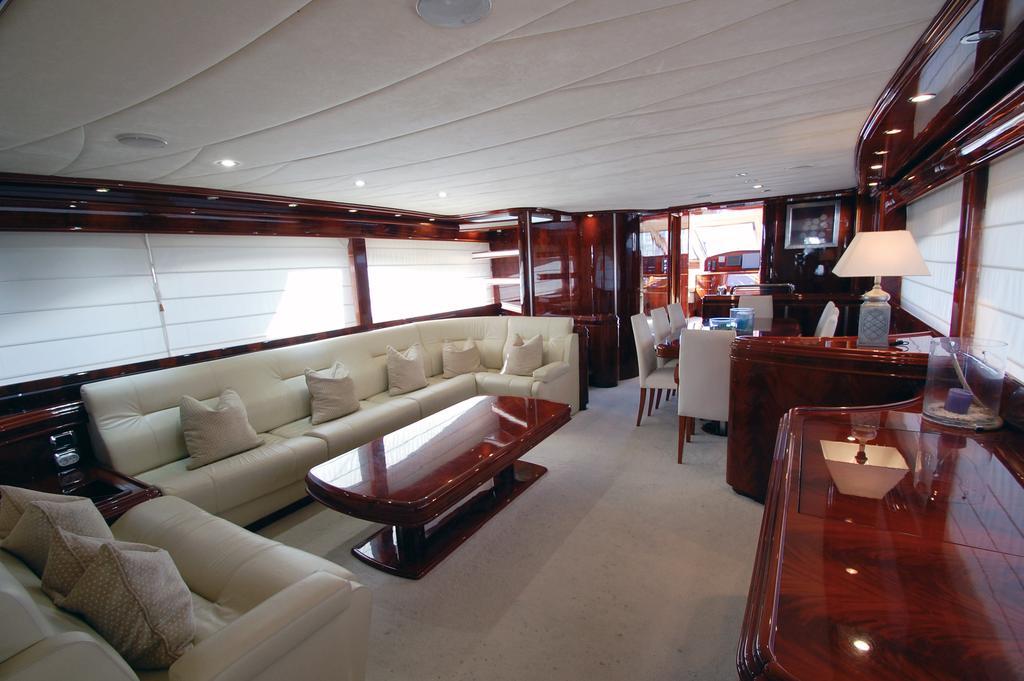 Hotel en barco Motor Yacht Dandy 3*