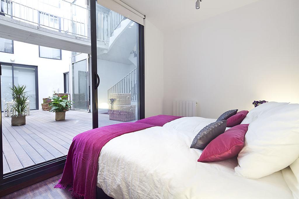 Rentals - Private Pool And Garden Center Apartment