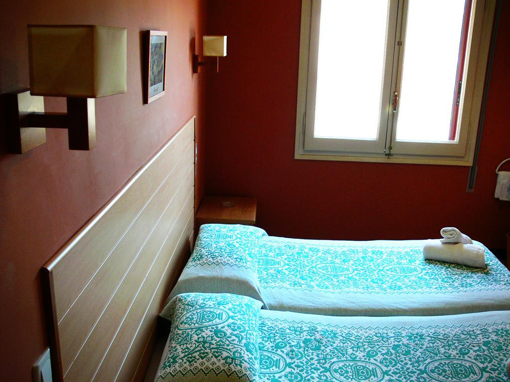 La Fonda Llobera 2* Barcelone