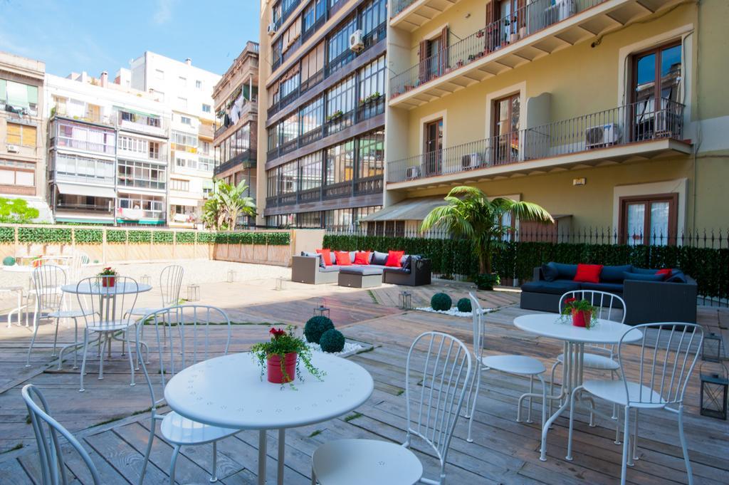 Bachome Terrace Couette-café