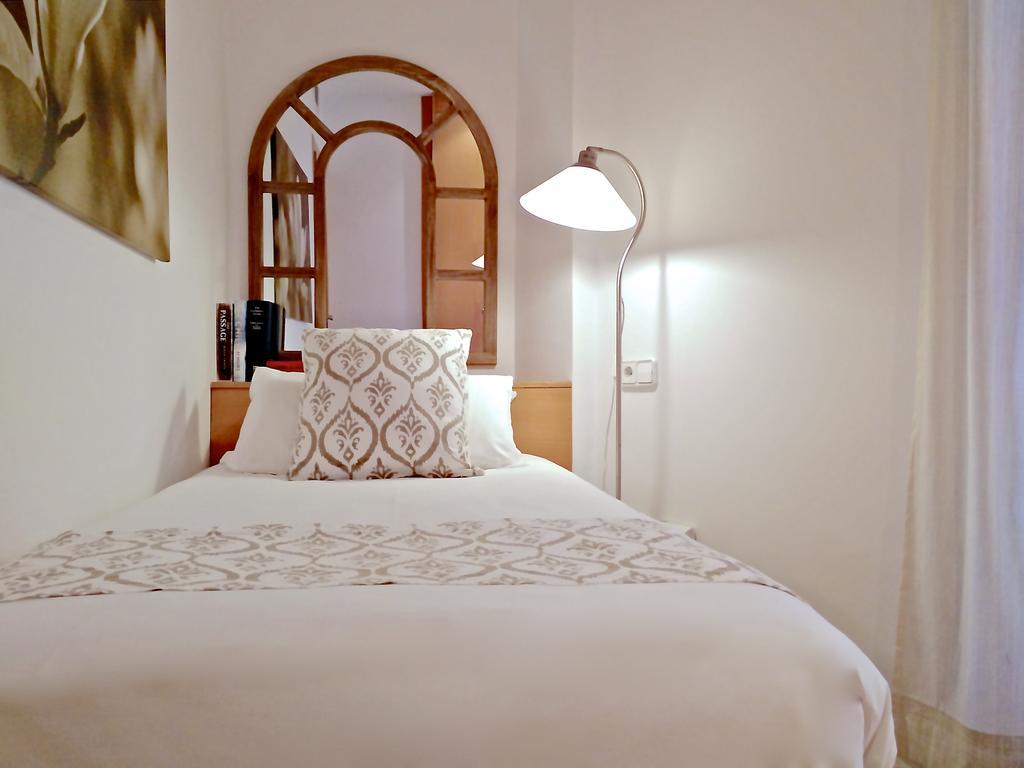 Apartment Bizflats Garden House Barcelona