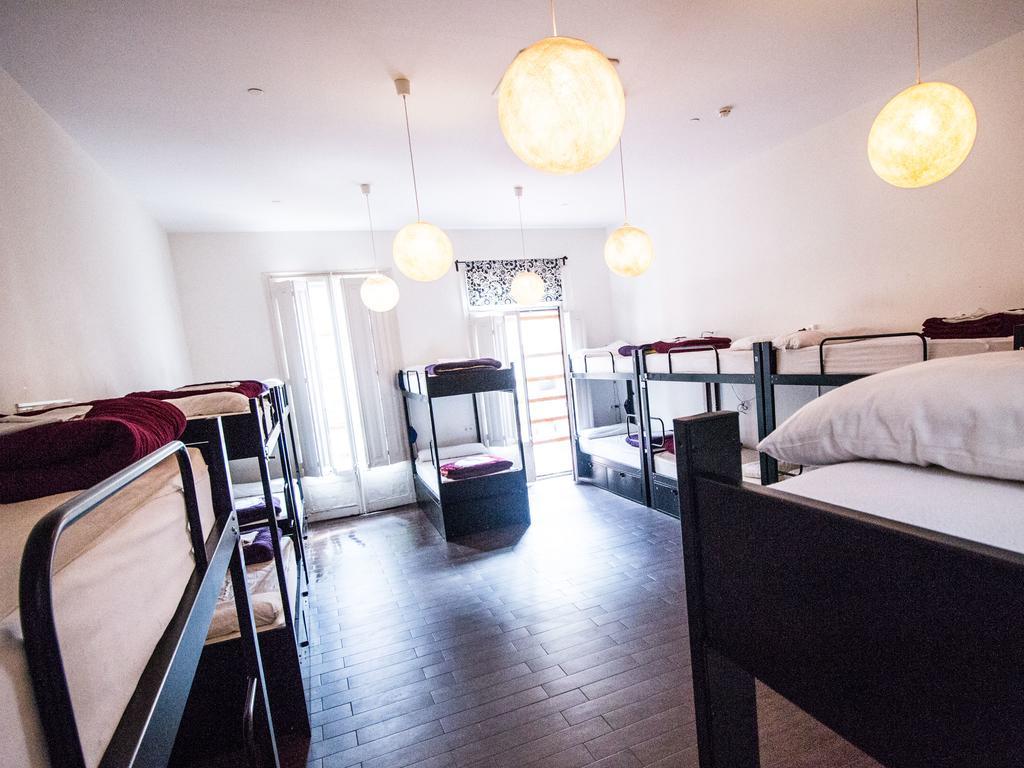 360 Borne Hostel *
