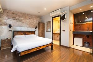 Ainb Gothic Hotel