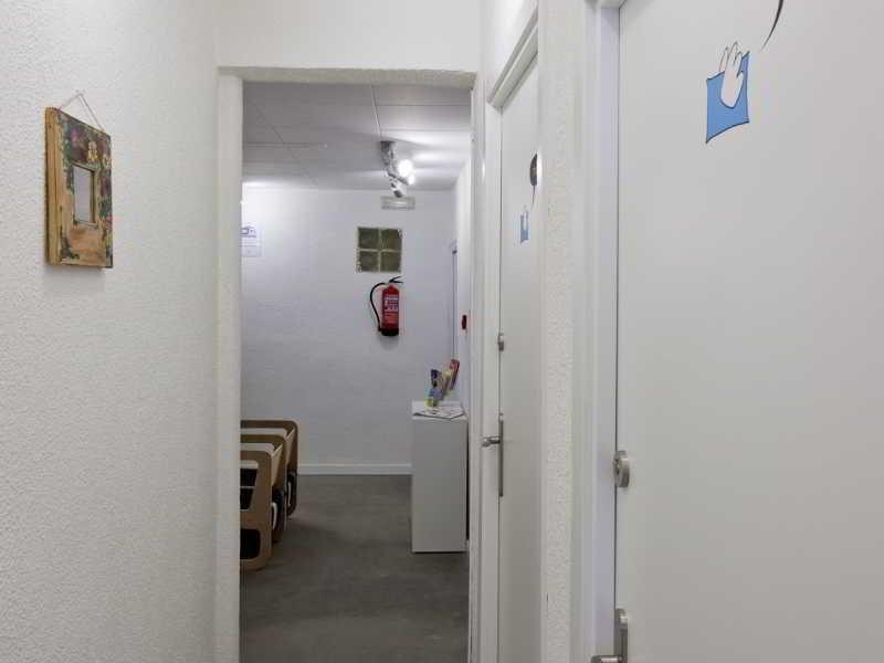 Pillow One Hostel *