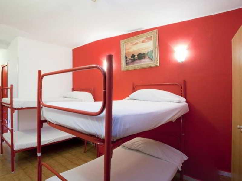 Hostel Pillow One