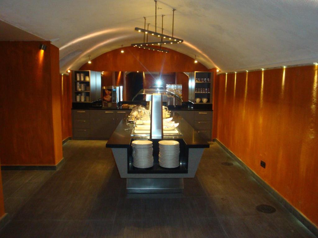 California Hotel 3*