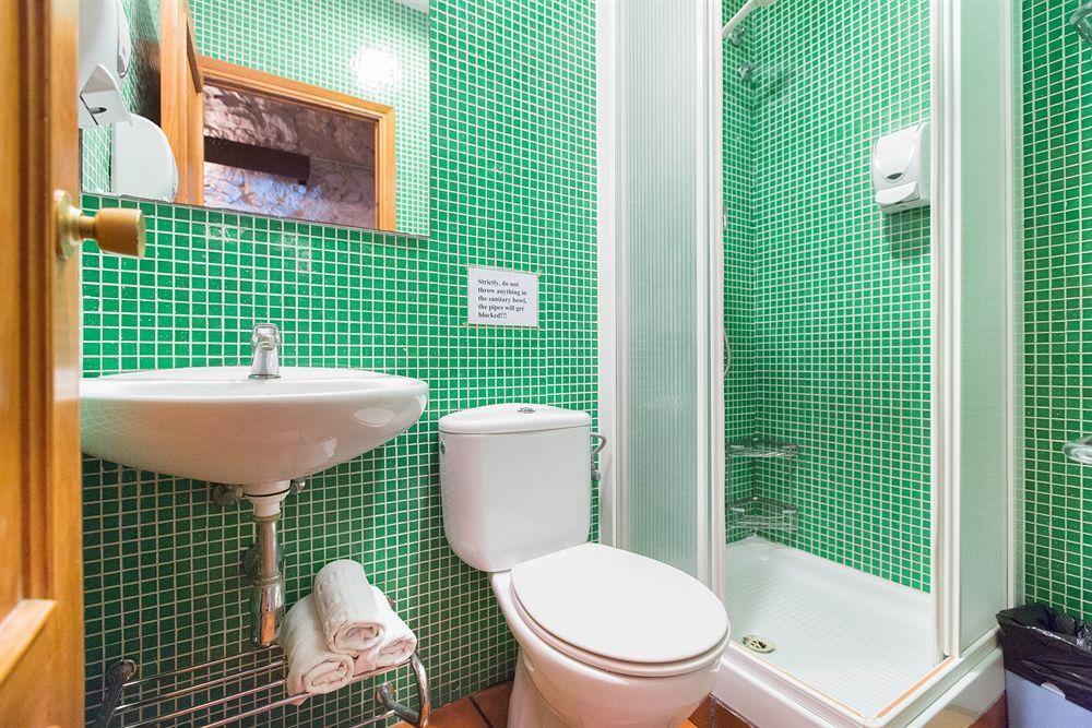 Ainb Las Ramblas-guardia Apartment *
