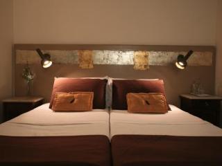Vrabac Hotel