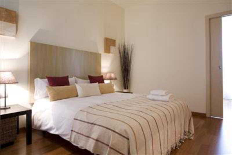 Hotel Villarroel