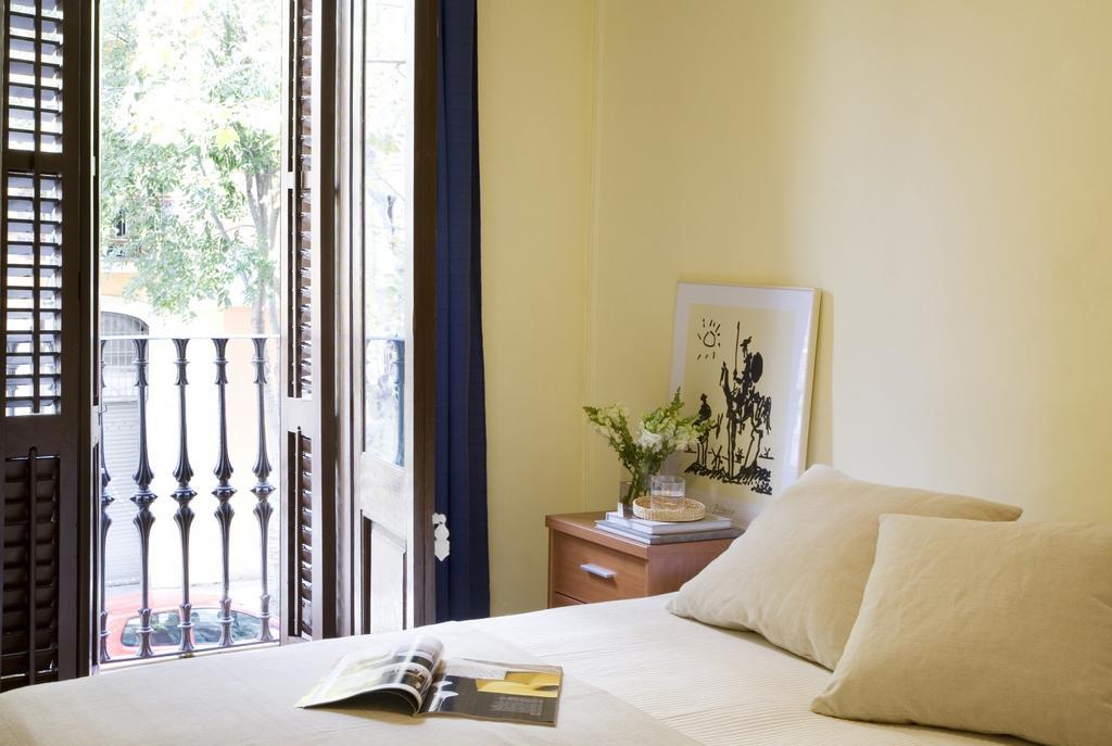 Aparteasy - Sant Antoni Market * Barcelona
