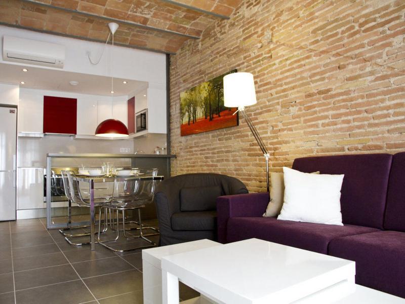 Ola Living Macba Apartment